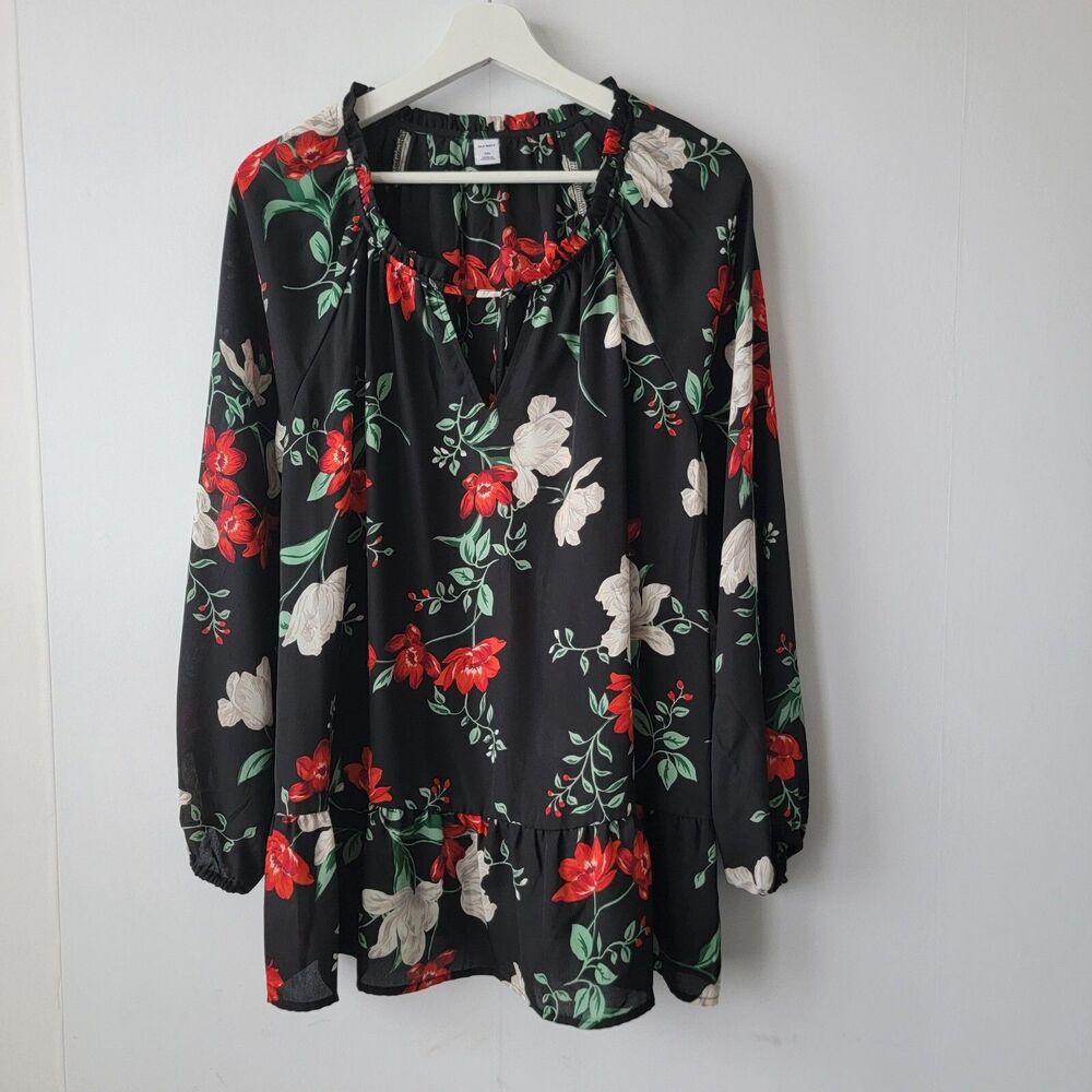 Old navy womens floral top size XXL long sleeve tie neck reffed Hem boho